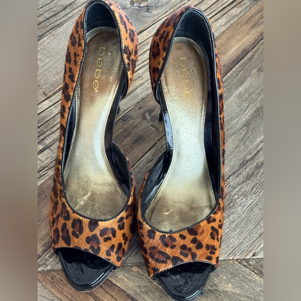 Bebe Brown and Black Heels with Stylish Design size 10B - Picture 4 of 7